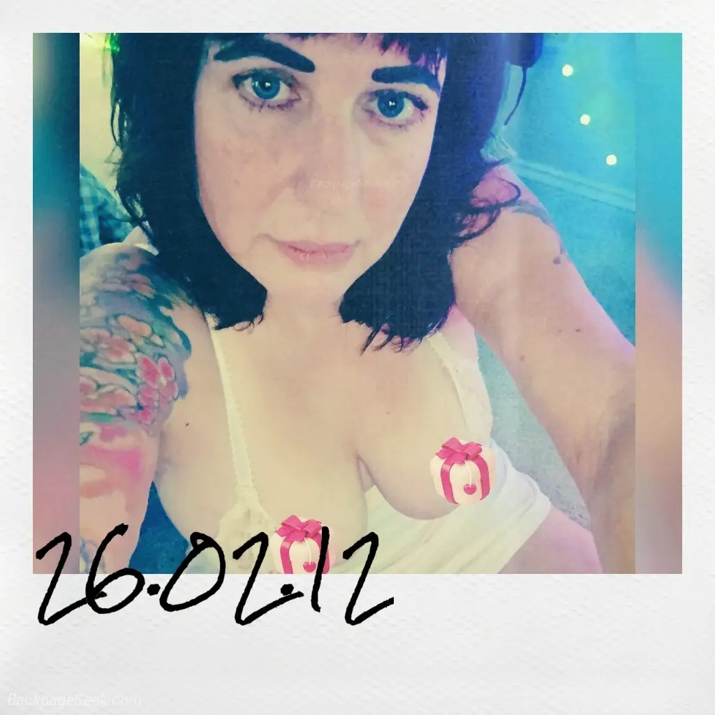 WEEKEND SALE TEXT FOR DETAILS in Austin – Women Seeking Men photo 3