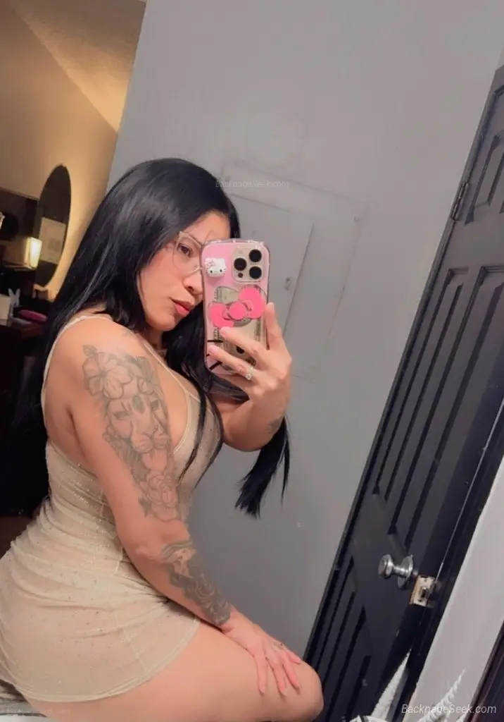 Hermosa latina recien llegada 24 7