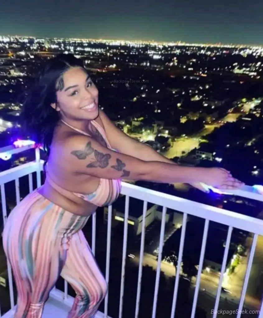 OUTCALL ONLY your new fantasy come see why you will be obses... in Austin – Women Seeking Men photo 2