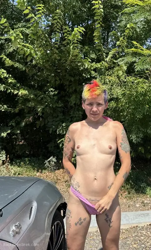 Manic Pixie Dream Minx Leaving Wednesday in Austin – Women Seeking Men photo 2