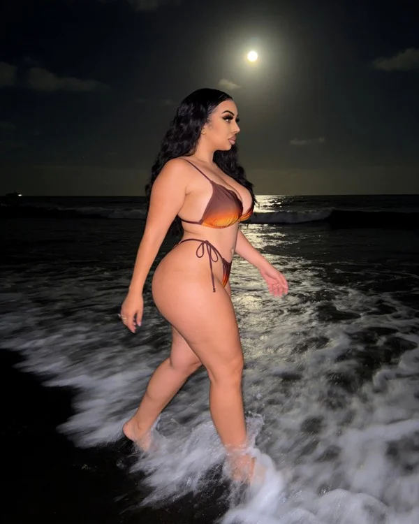 Pre Book now Big Booty ARMENIAN Hottie in Bakersfield – Women Seeking Men photo 4