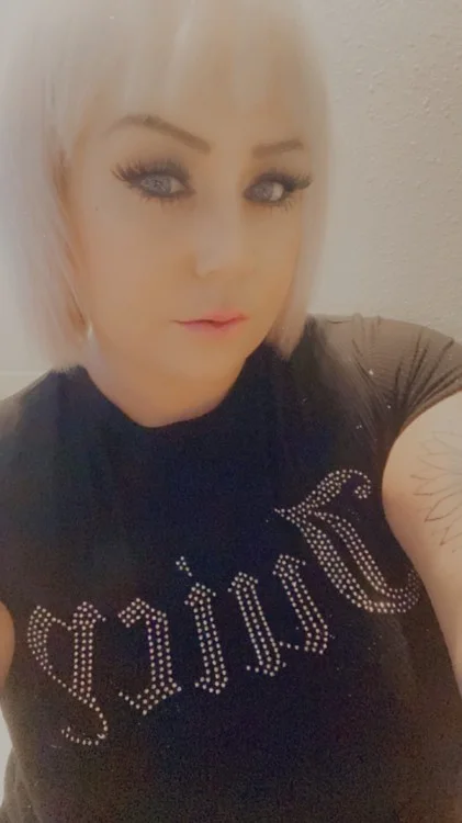Big Booty Blue-Eyed Beauty At Your Service in Bakersfield – Women Seeking Men photo 6