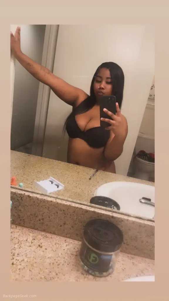 funsize doll in Bakersfield – Women Seeking Men photo 3