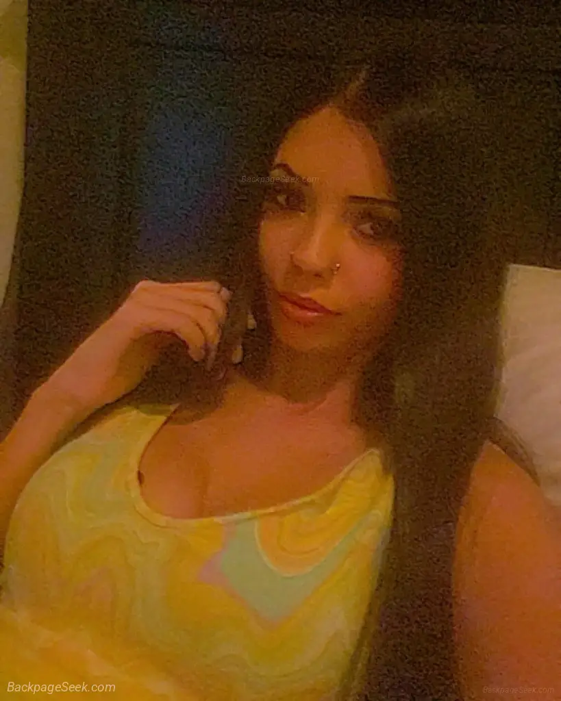 Hey love 21 YRS 5 2 110 lbs petite playgirl in Bakersfield – Women Seeking Men photo 3