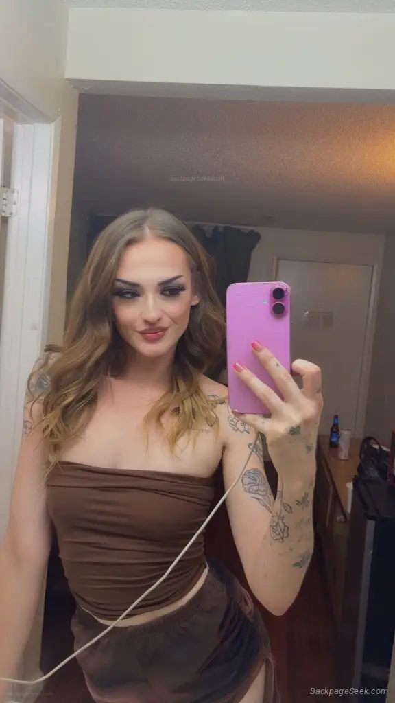 Come Get Freaky With Your Favorite White Girl for safe and s... in Bakersfield – Women Seeking Men photo 3