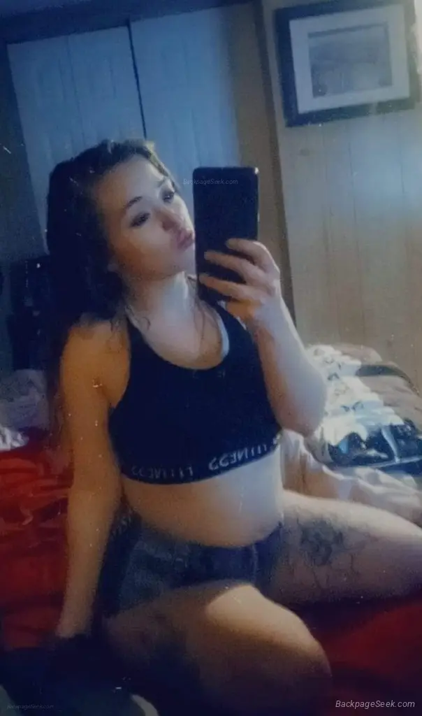 PRETTY WET n TIGHT LATINA