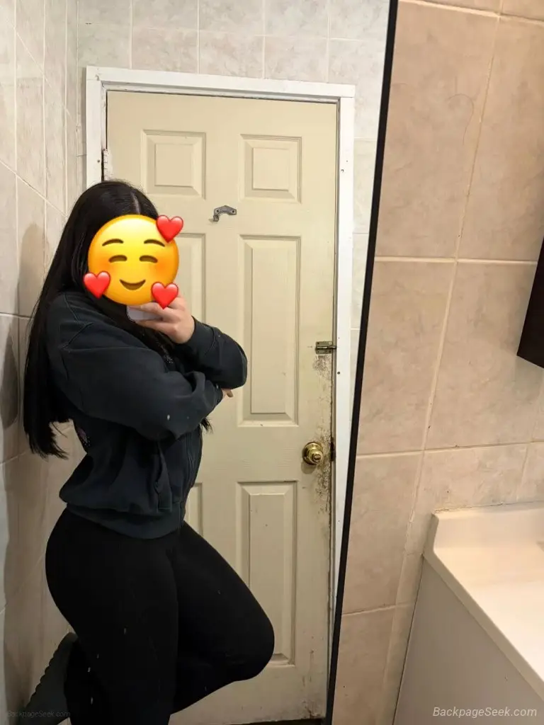 Sexy girls available for incall