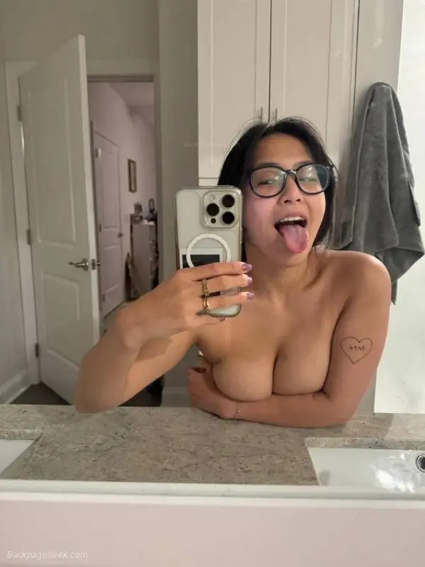 I m available for both incall or outcall FaceTime naughty vi... in Bakersfield – Women Seeking Men photo 3