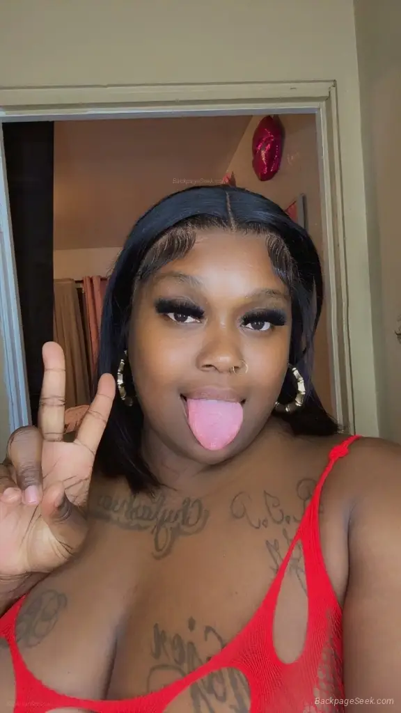outcalls specials come have some fun with my sexy chocolate... in Bakersfield – Women Seeking Men photo 2