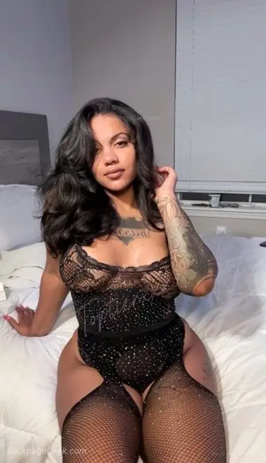 Your favorite creamy 5ft ball of fun Slim Thick Petite Freak... in Birmingham – Women Seeking Men photo 6