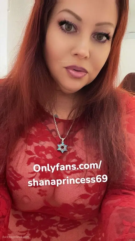 LOOK WHO'S BACK IN TOWN Visiting Hoover PEGGING QUEEN Curvaceous