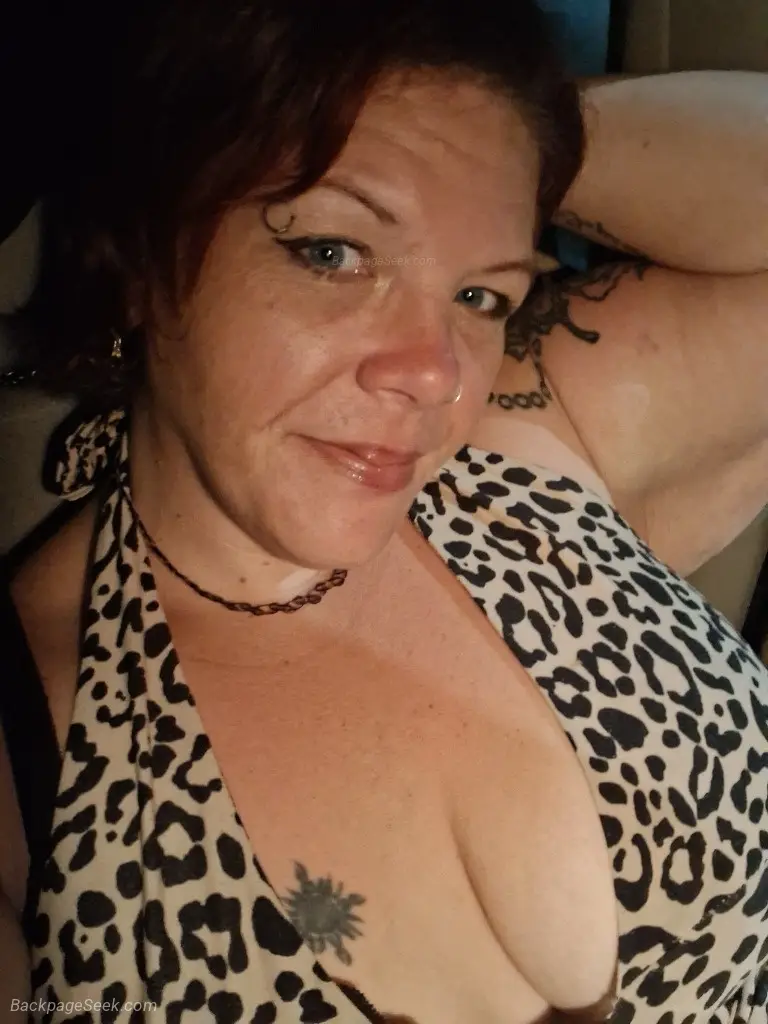 voluptuous VIXEN 67 IN AZZ