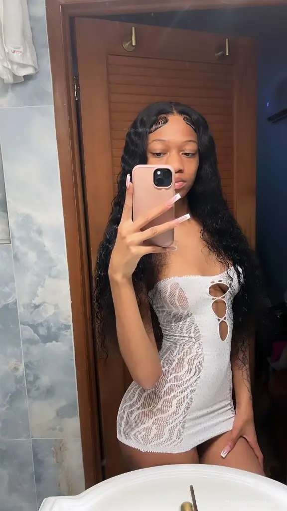 Back in town sexy red bone petite and sweet new incalloutcal... in Birmingham – Women Seeking Men photo 4