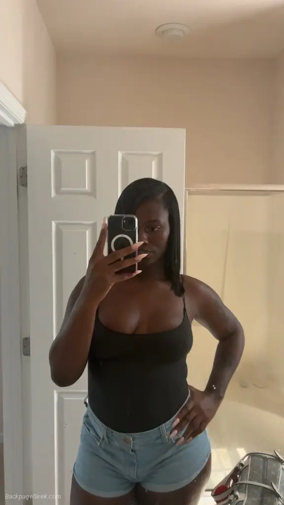 i'm visiting new in town for the weekend in Birmingham – Women Seeking Men photo 3