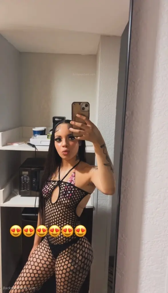 SEXY REDBONE DONT WANT TO MISS ME WHILE IM HERE ASK ABOUT MY... in Birmingham – Women Seeking Men photo 3
