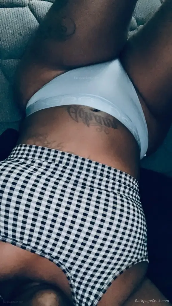 BELLA & S u S a c e