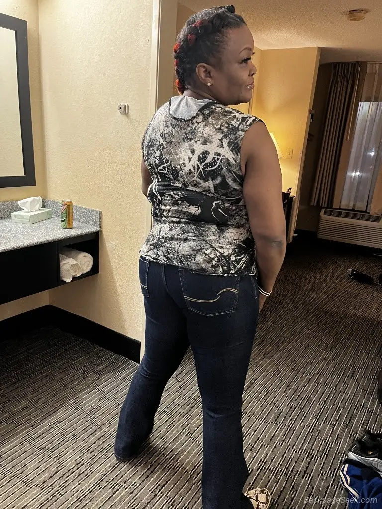 noce cool person looking ADULTS only in Birmingham – Women Seeking Men photo 2