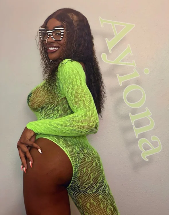 SwE3T BrOWn SuGaaa Goddess in Boston – Women Seeking Men photo 3