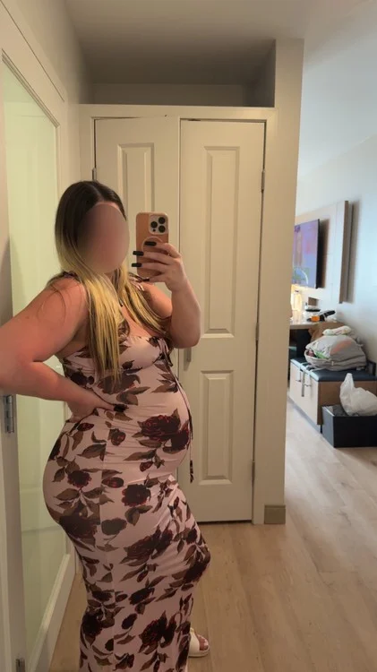 Pregnant Greek Goddess in Woburn in Boston – Women Seeking Men photo 2