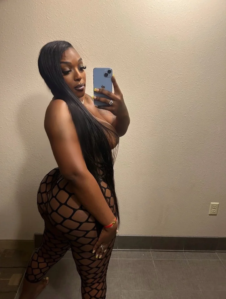 THE REAL TS FOXIE Brazilian bubble butt in town in Boston – Women Seeking Men photo 2