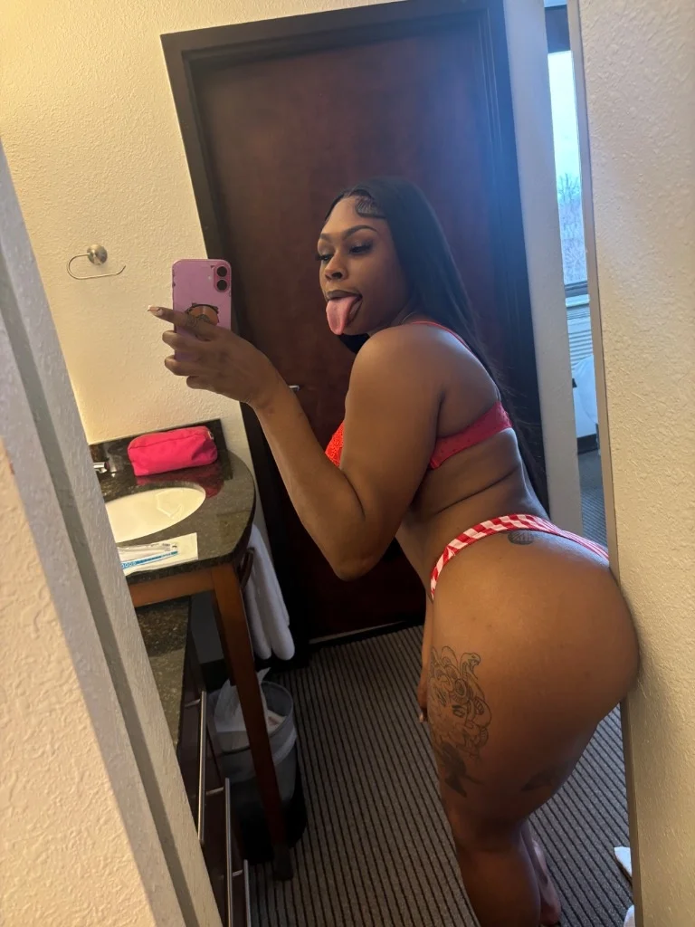INCALLOUT READY WETT TIGHT BEST HEAD IN THE WORLD in Boston – Women Seeking Men photo 5