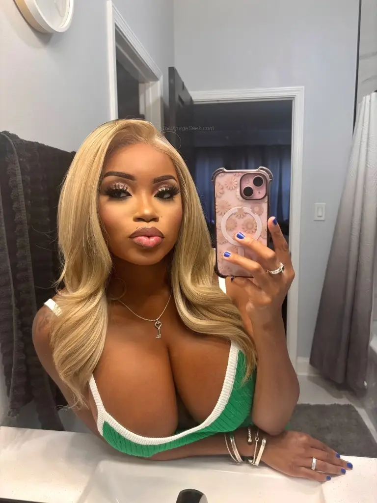 WALTHAM Busty Trinidadian Squirter ASS SMOTHERING 38DD FaceT... in Boston – Women Seeking Men photo 5