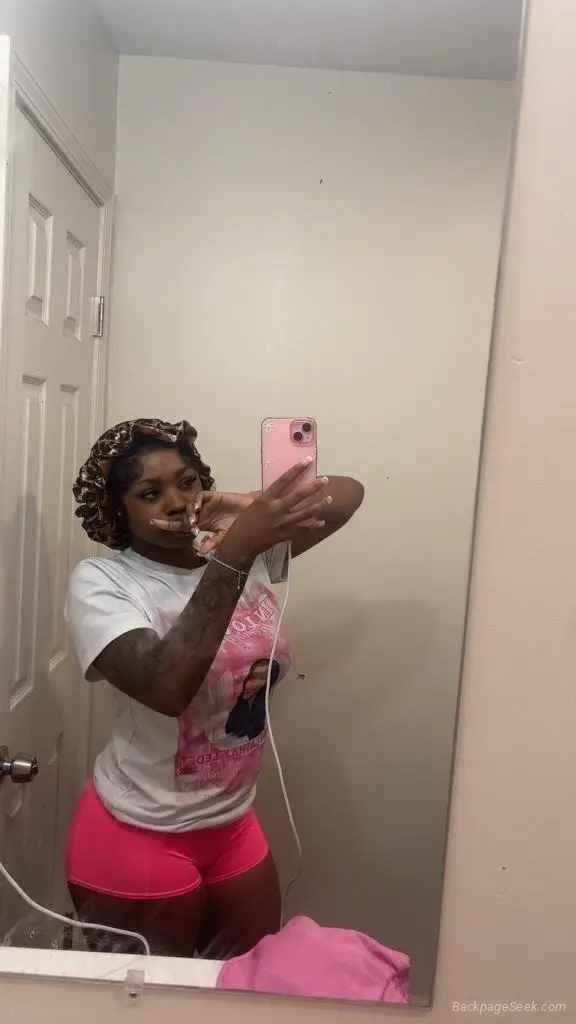 Hood Princess Energy Cute Paid Don t Play About My Time in Boston – Women Seeking Men photo 4
