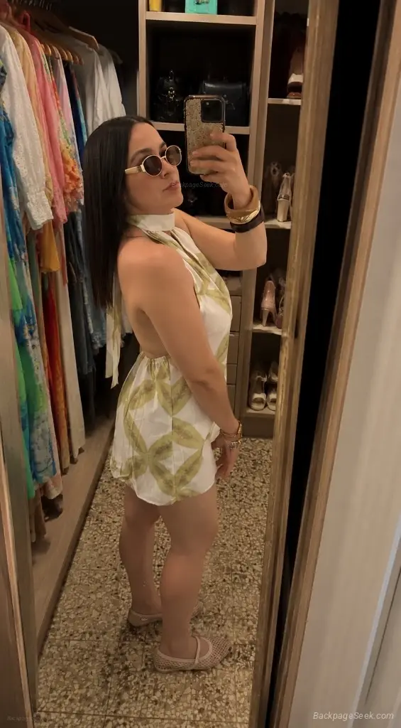 latina complaciente fotos real grande culo