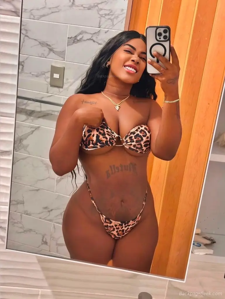 Hotel only no drama available now Dominican girl with a beau... in Boston – Women Seeking Men photo 3