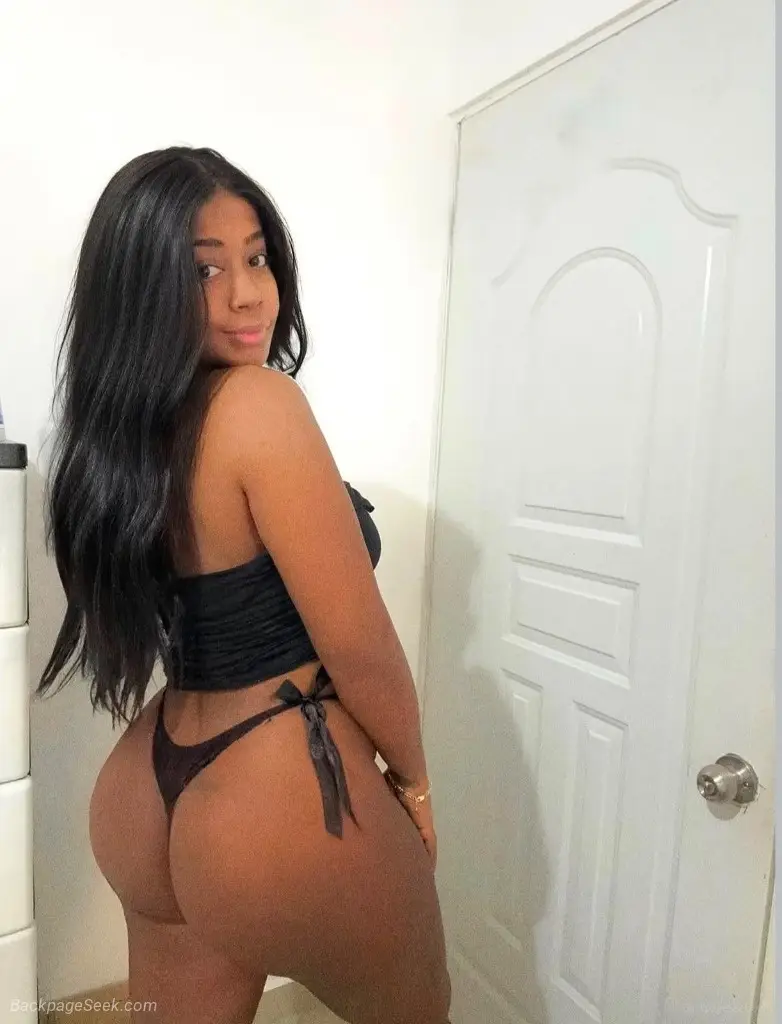 Hotel only no drama available now Dominican girl with a beau... in Boston – Women Seeking Men photo 4