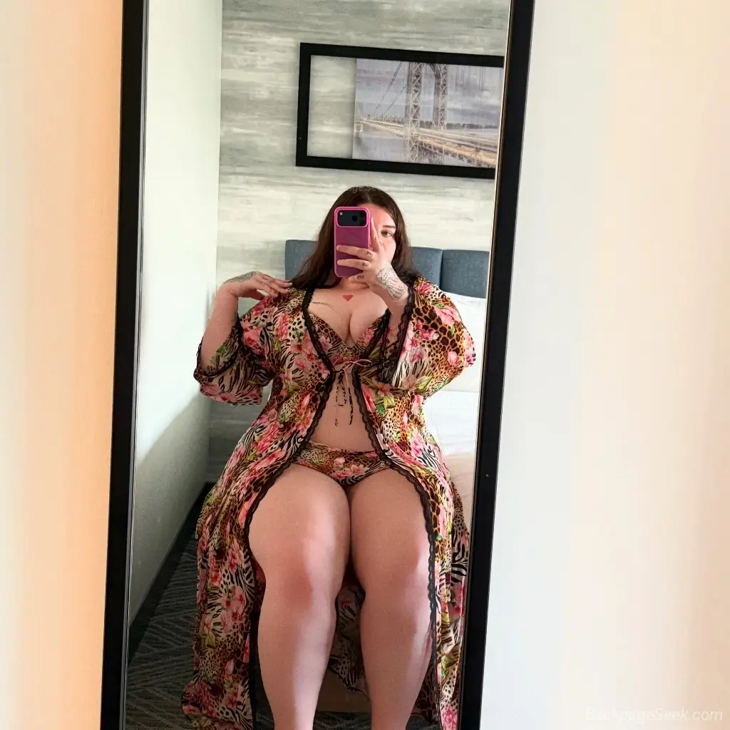 QUINCY Tall Blue-Eyed BBW Babe LAST NIGHT IN TOWN - DON'T MI... in Boston – Women Seeking Men photo 2