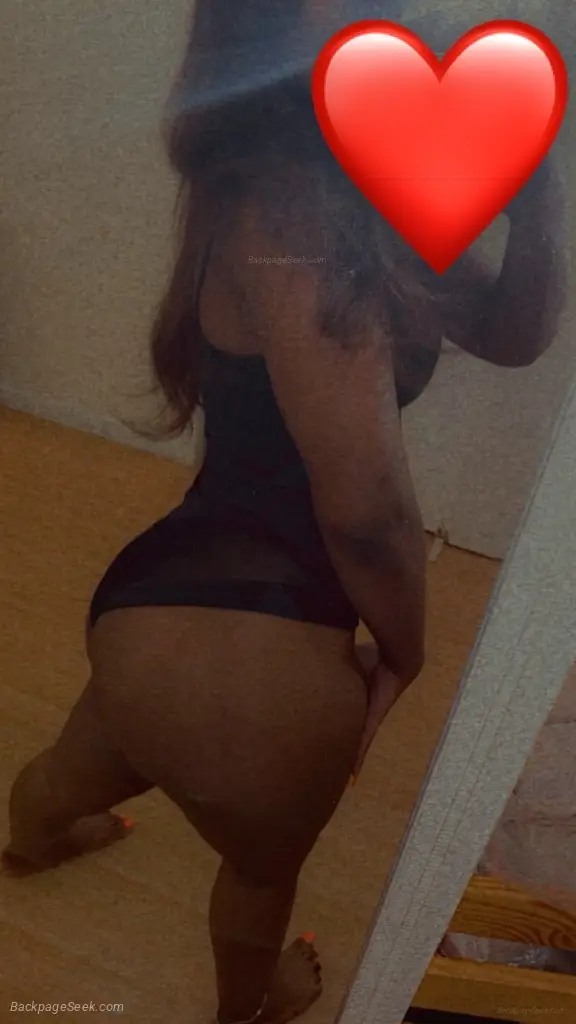 Pretty Face w Fat Ass AVAILABLE OUTCALL ONLY
