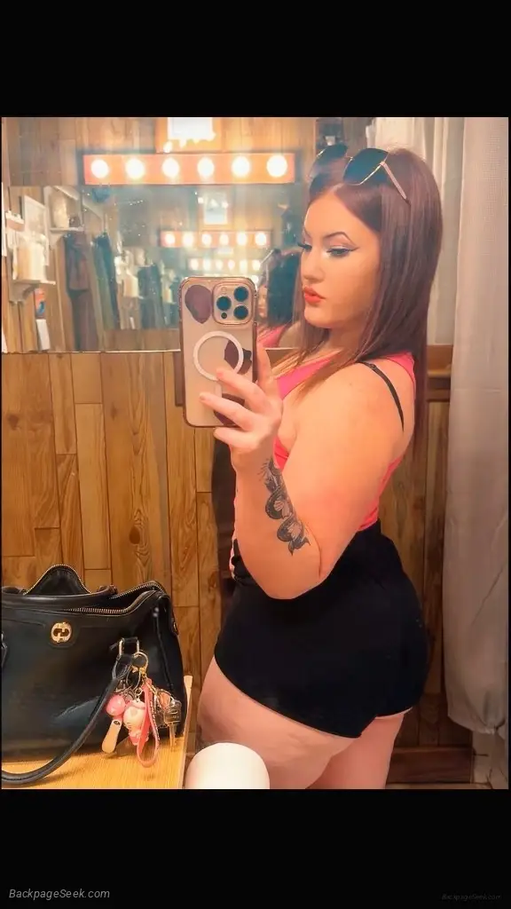Green-Eyed Slut for Your Darkest Desires - Come Play DADDYY in Boston – Women Seeking Men photo 6