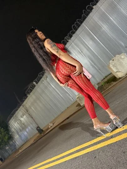 The Throat Goat is Back in Bronx - Women Seeking Men photo 3