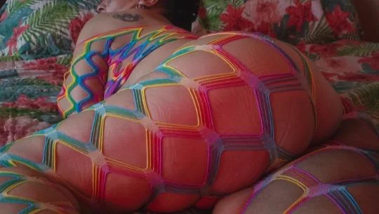 Voluptuous Milf in Bronx - Women Seeking Men photo 5