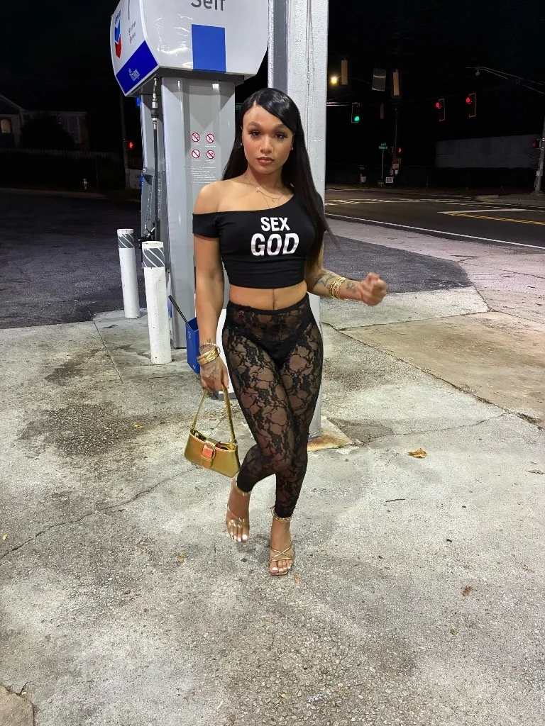miss wet mouthh visiting in Buffalo - Women Seeking Men