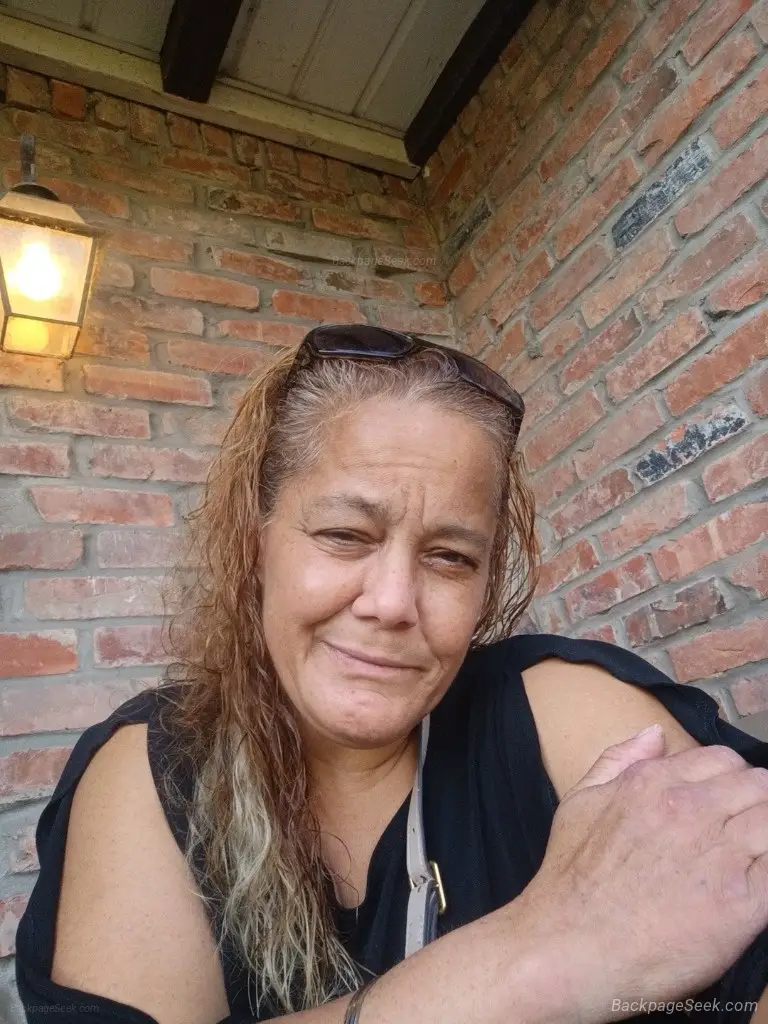 Always Aiming To Please in Buffalo – Women Seeking Men photo 6