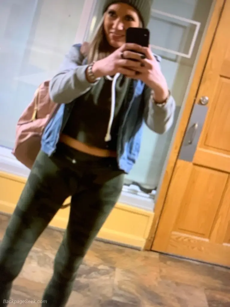 Buffalo Barbie in Buffalo – Women Seeking Men photo 2
