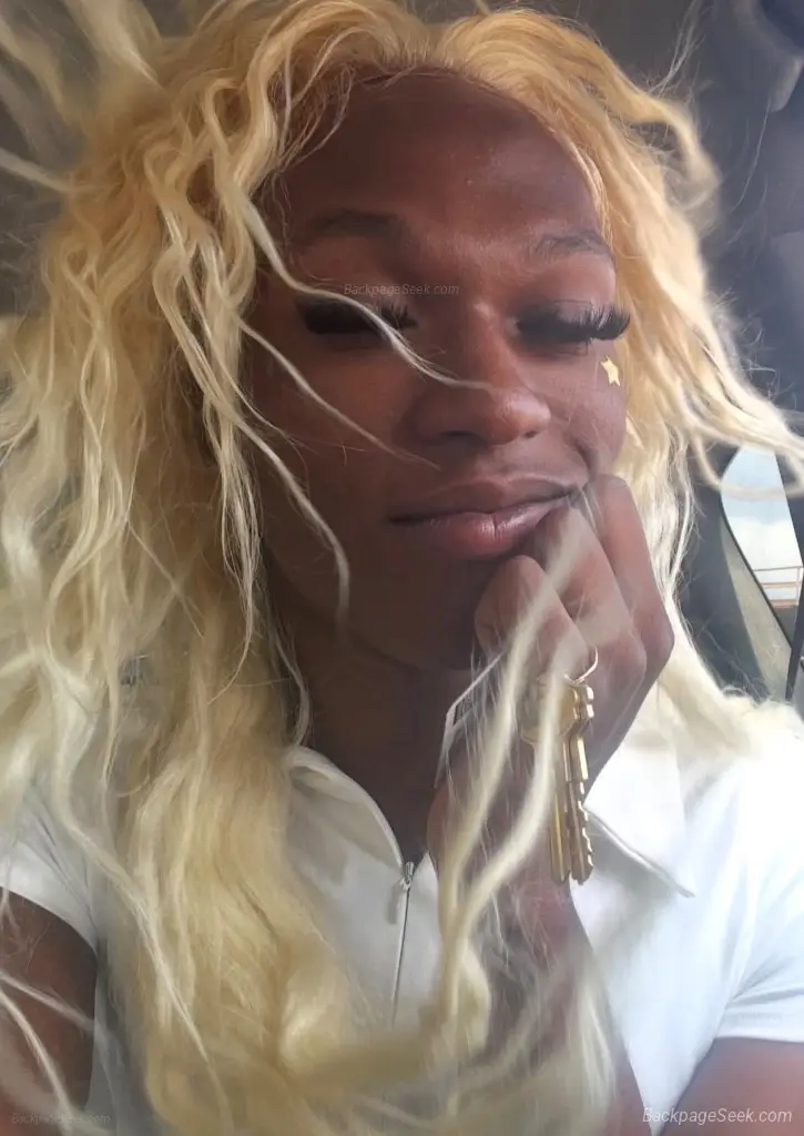 fully functional and No GAMES come chill with me in Buffalo – Women Seeking Men photo 4