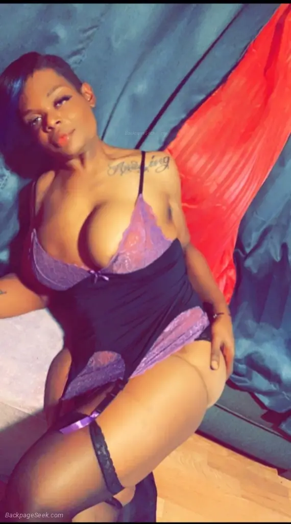 Available Now Sweet Curvy Companion Buffalo in Buffalo – Women Seeking Men photo 2