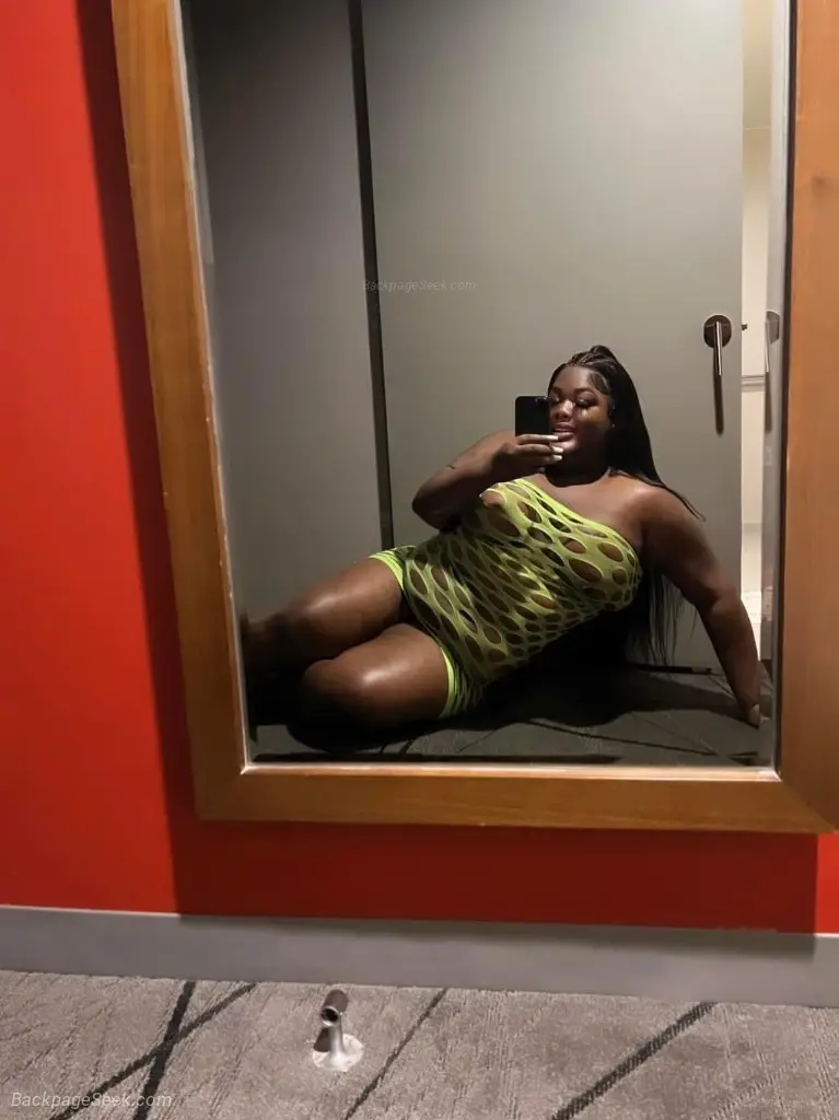 BIG NASTYY BIITCHHHH in Buffalo – Women Seeking Men photo 4