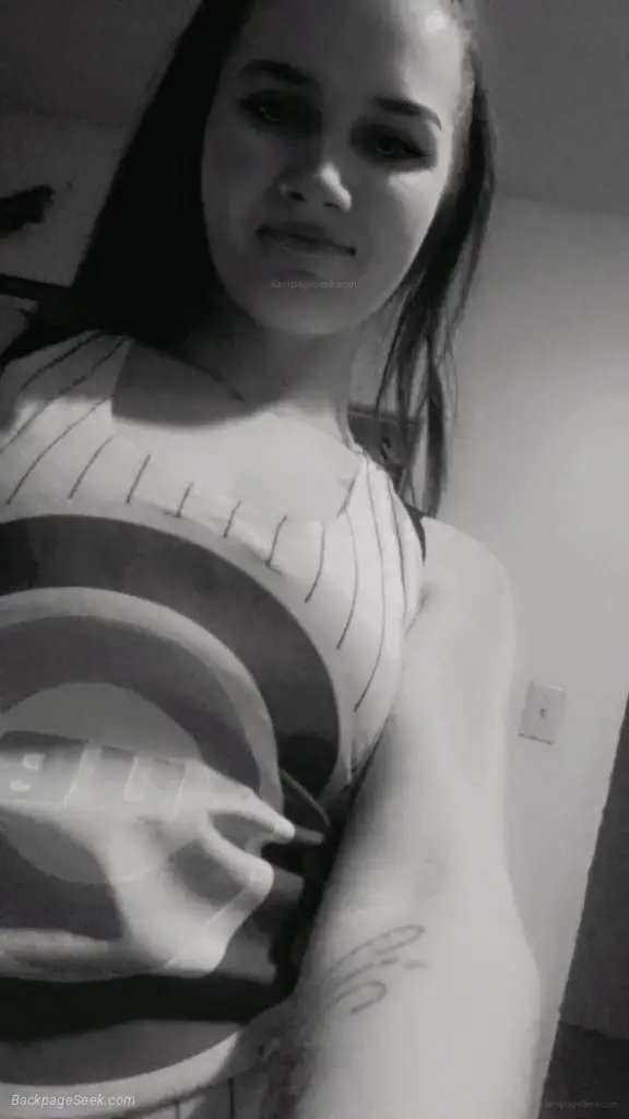 Sweet Fun Looking for Some Good Company Tonight in Buffalo – Women Seeking Men photo 2