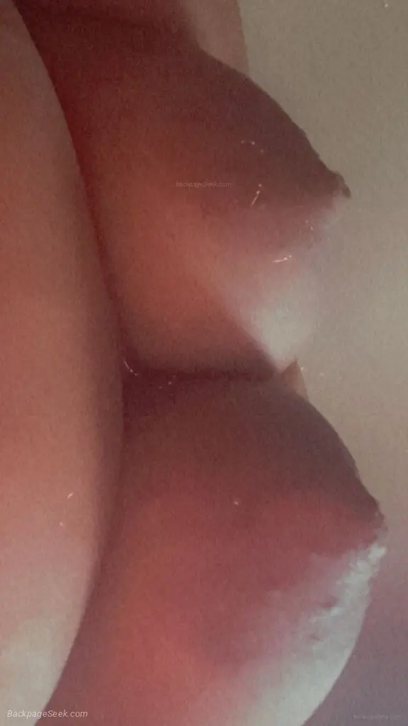 Lets Have Some Fun in Buffalo – Women Seeking Men photo 3