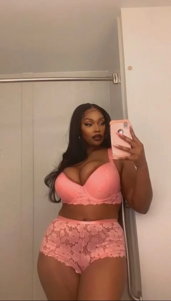 LINDEN INCALL Freaky and SUPER SEXY Party Girl Facetime Show... in Central Jersey – Women Seeking Men photo 3