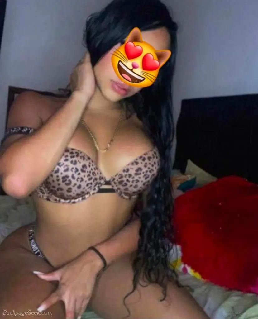 Latina girl available for 2 days, come to me now