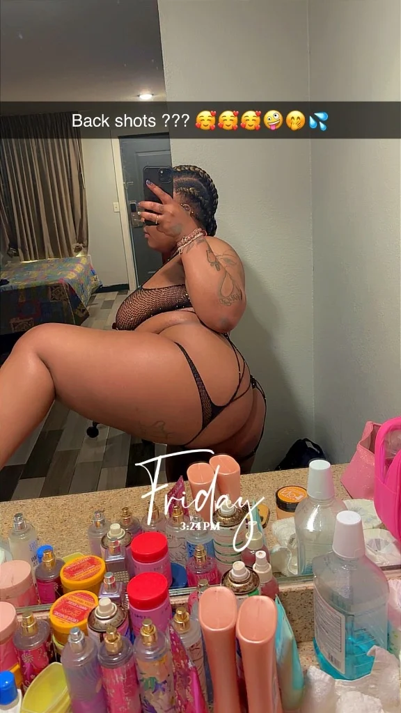 Freaky Friday 55 dollar Qv incall come to me in Charlotte – Women Seeking Men photo 3