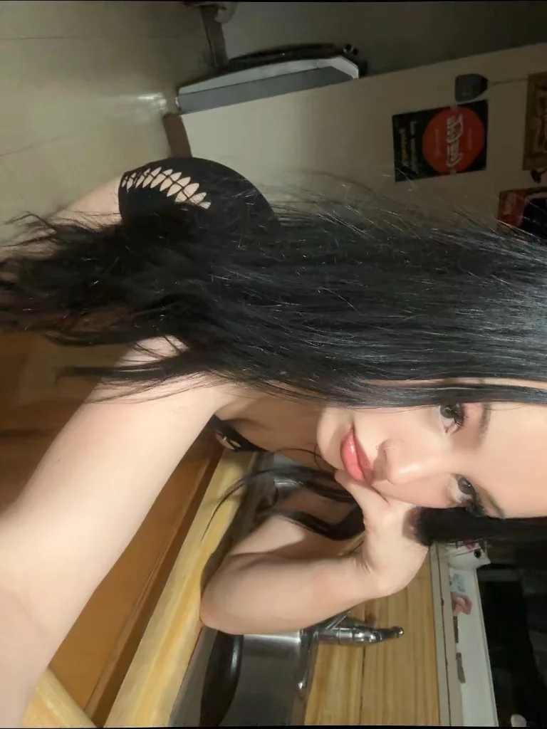 SWEET PETITE TREAT READY TO MEET in Charlotte – Women Seeking Men photo 3