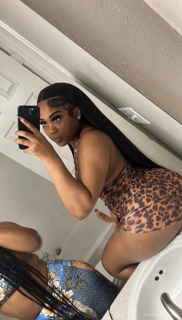 INCALL and OUTCALL thick brown skin 5'1 freaky squirter in Charlotte – Women Seeking Men photo 5