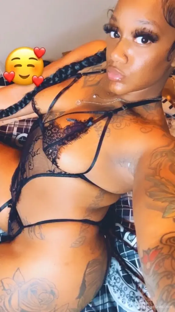 BIG BOOTY EXOTIC BIG TITTYS AND SUPER WET TIGHT PUSSY in Charlotte – Women Seeking Men photo 6