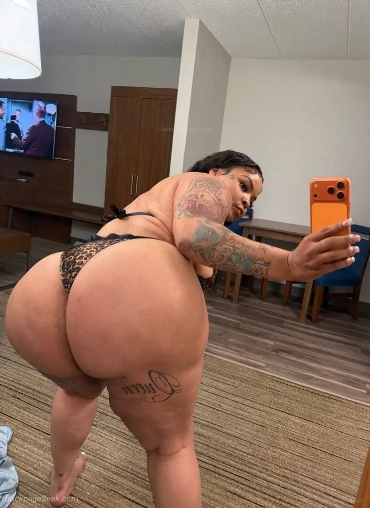 Today special Big ass I'm a sexy girl ready for you in Charlotte – Women Seeking Men photo 4